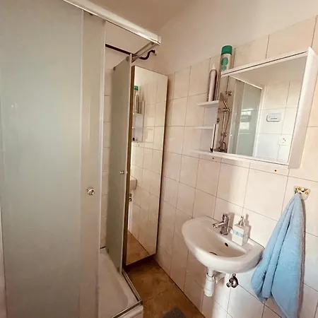 Jobarat Vendeghaz Tatil Evi Harsány