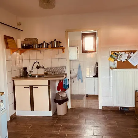 Jobarat Vendeghaz * Harsány